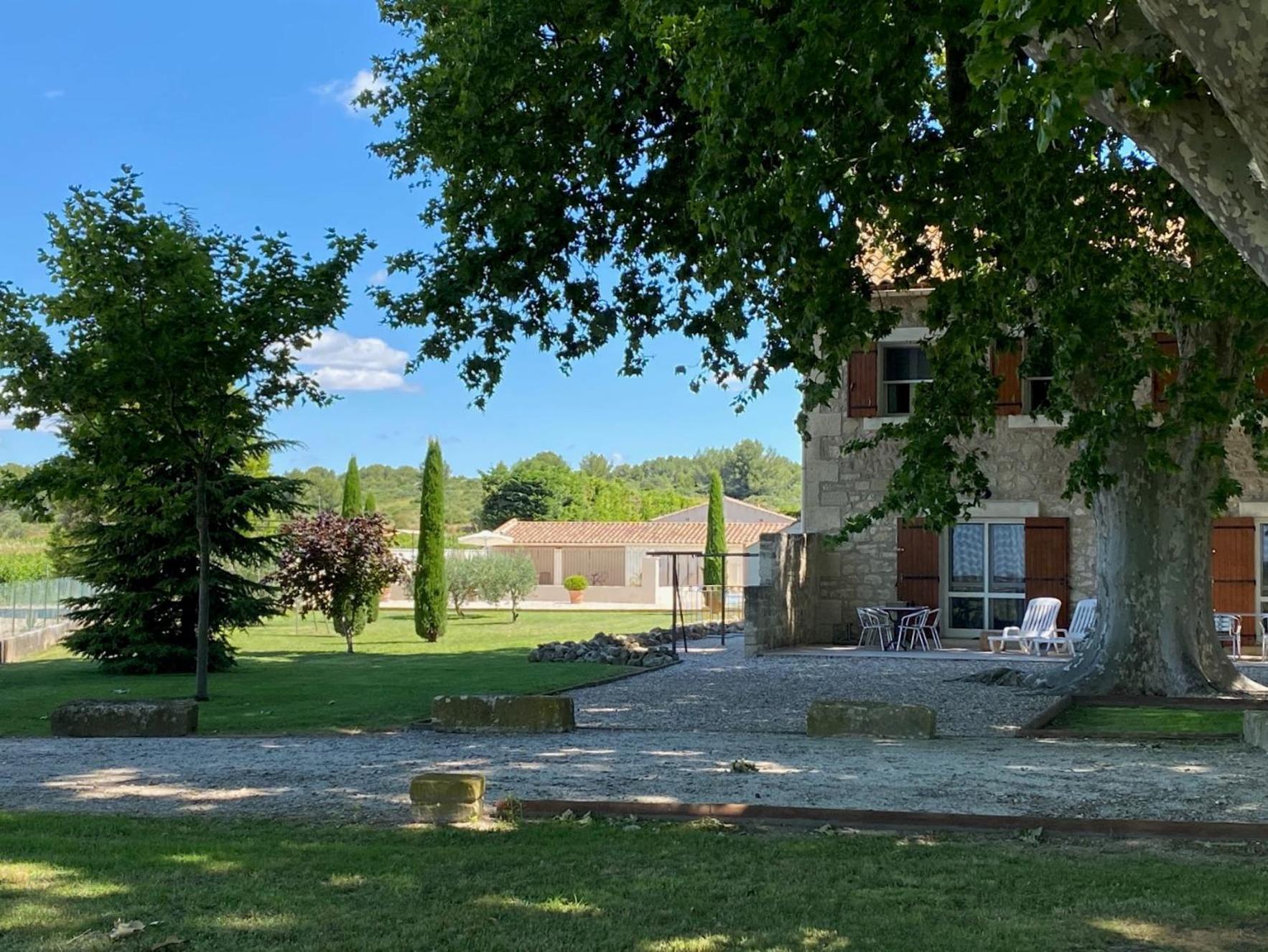 Le Domaine De Laforest Fontvieille Esterno foto