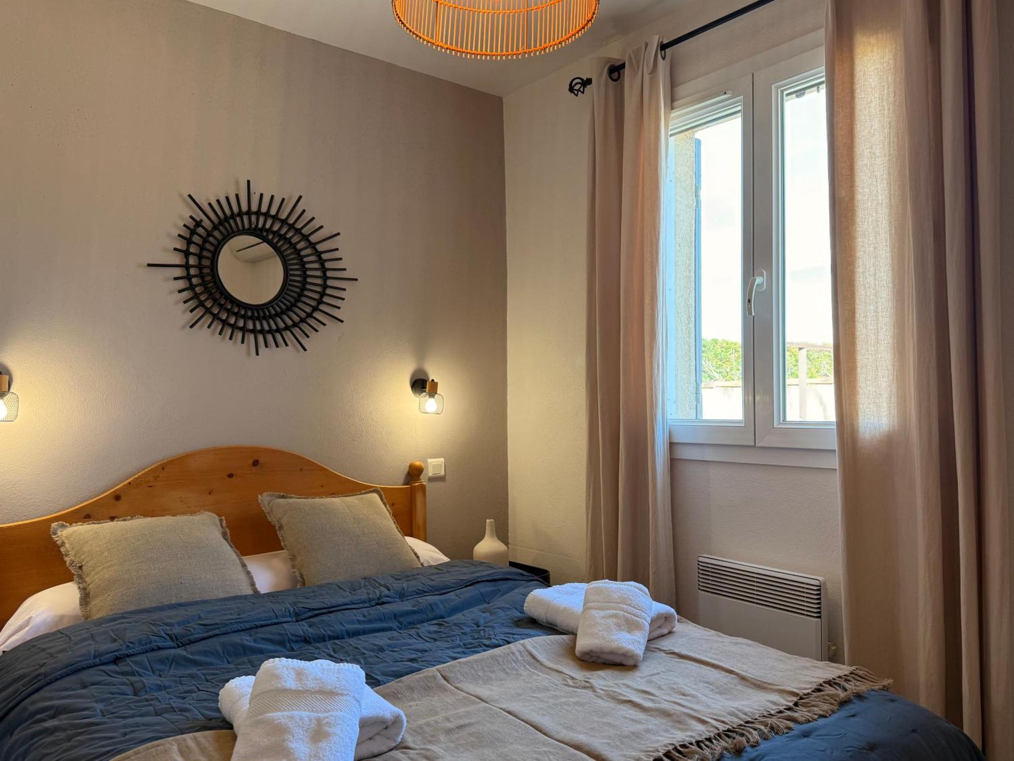 Le Domaine De Laforest Fontvieille Esterno foto